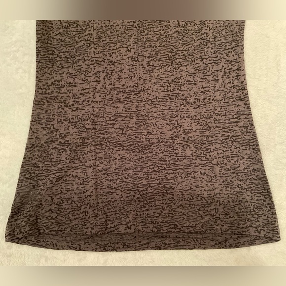 Women’s Coca Cola Juniors’ Gray T-Shirt With Glittery Gold Text Size Medium 7/9 - Picture 7 of 10